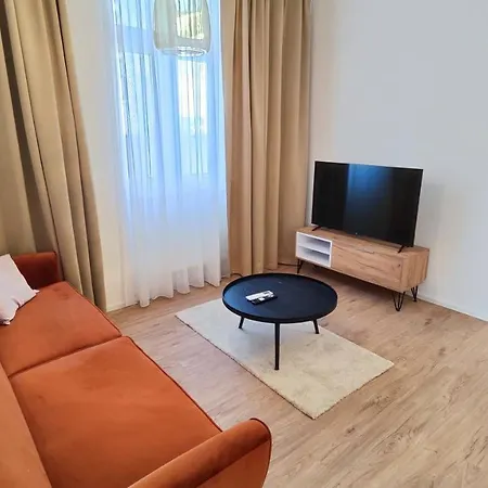 Dohnanyi By Chors Lejlighedshotel 5*