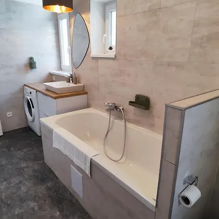 Apart Otel Dohnanyi By Chors