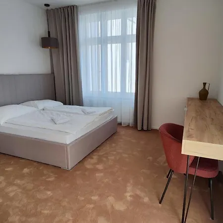 Lejlighedshotel Dohnanyi By Chors 5*