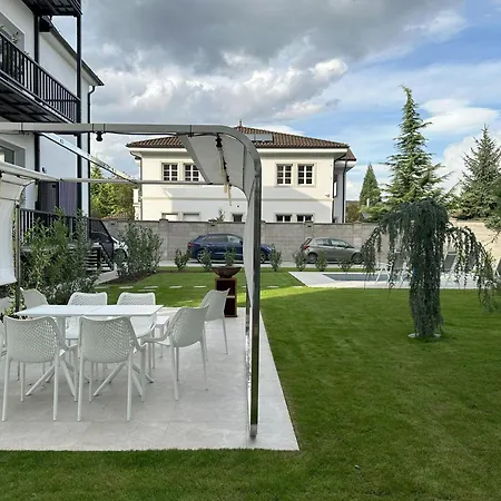Lejlighedshotel Dohnanyi By Chors 5*
