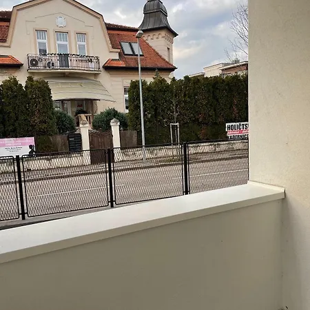 Dohnanyi By Chors Apart Otel 5*